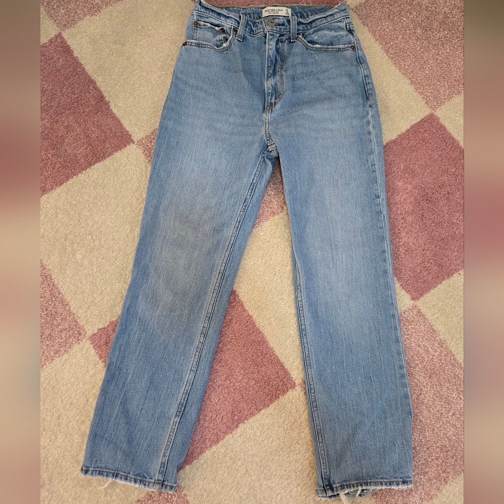 Abercrombie Ankle Straight Ultra High Rise Jeans